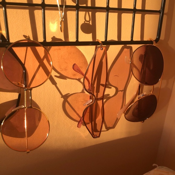 LULU’S Pink Small Sunglasses - Picture 6 of 9